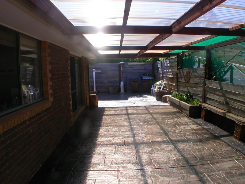 26 Rosehill Drive, Bacchus Marsh VIC 3340