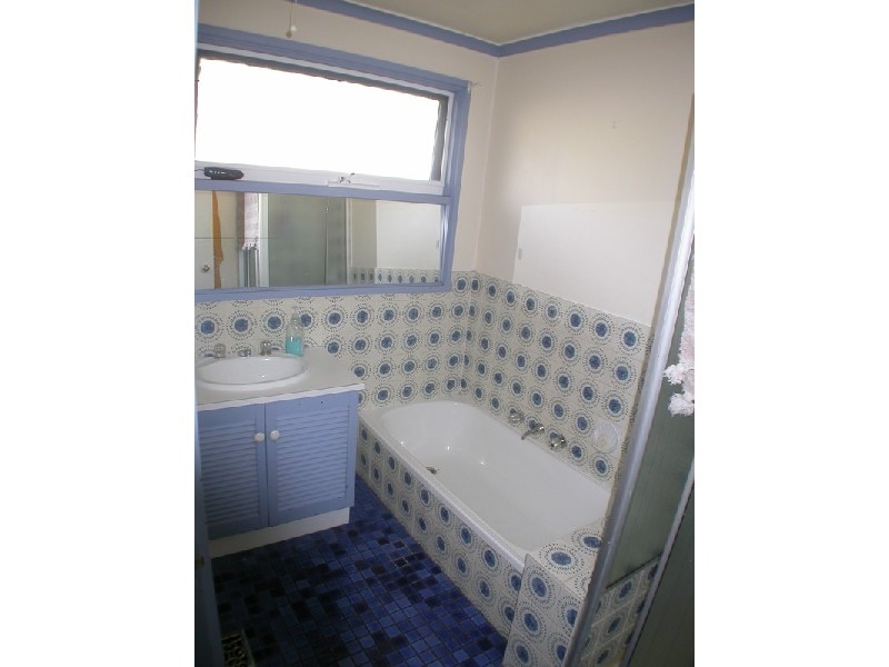 24 Dundas Street, Bacchus Marsh VIC 3340