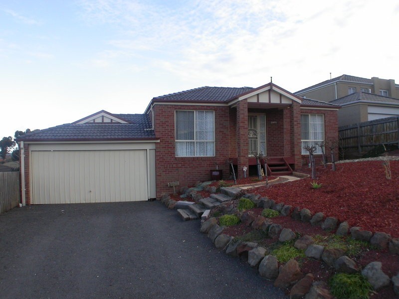 15 Wittick Street, Bacchus Marsh VIC 3340