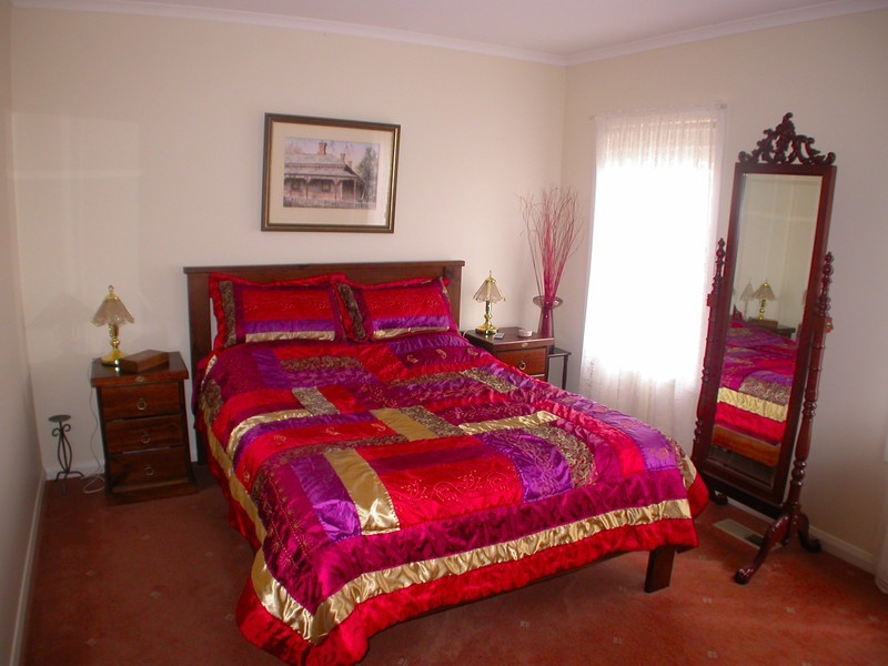 4/13 Carey Crescent, Bacchus Marsh VIC 3340