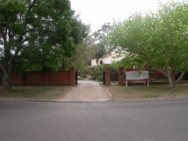17 Simpson Street, Bacchus Marsh VIC 3340