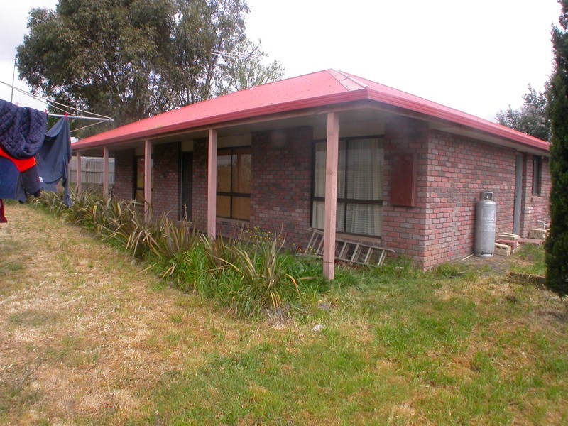 23 Main Street, Myrniong VIC 3341