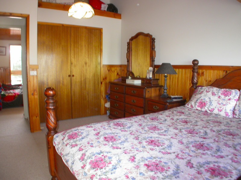 30 Maddisons Lane, Greendale VIC 3341