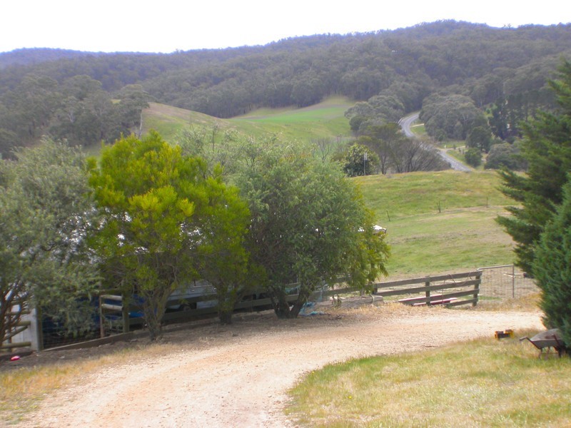 30 Maddisons Lane, Greendale VIC 3341