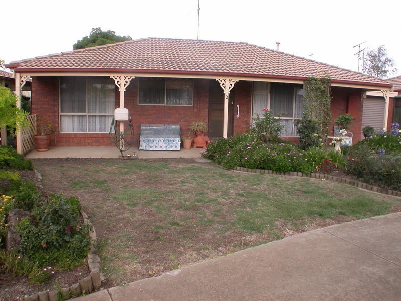 2/243A Main Street, Bacchus Marsh VIC 3340