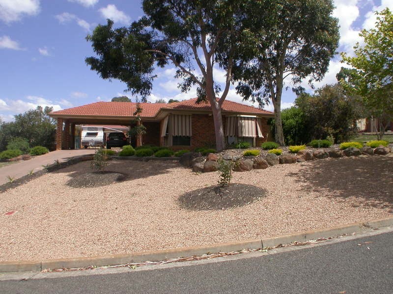 14 Robertsons Road, Bacchus Marsh VIC 3340