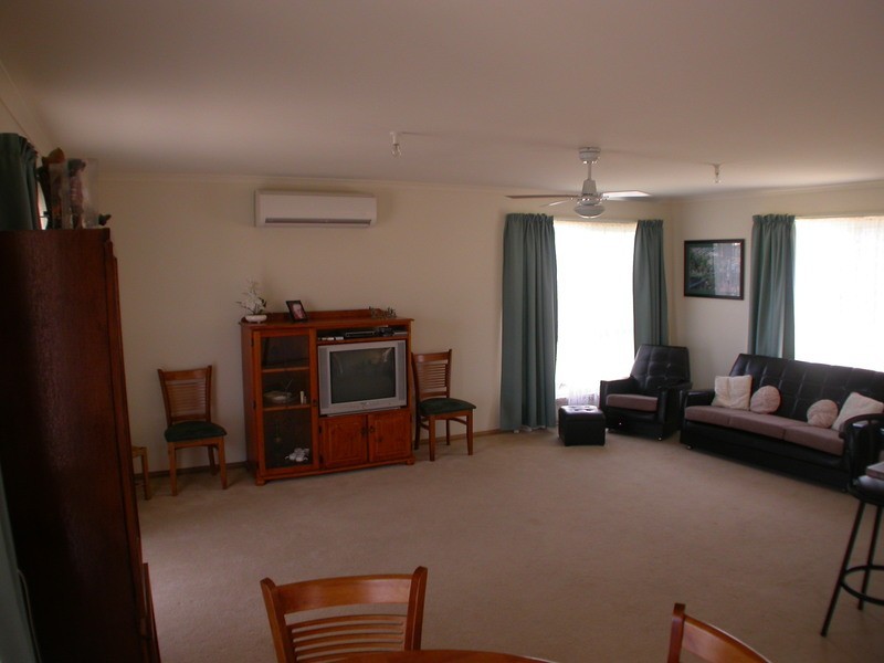 9 Finnin Street, Bacchus Marsh VIC 3340