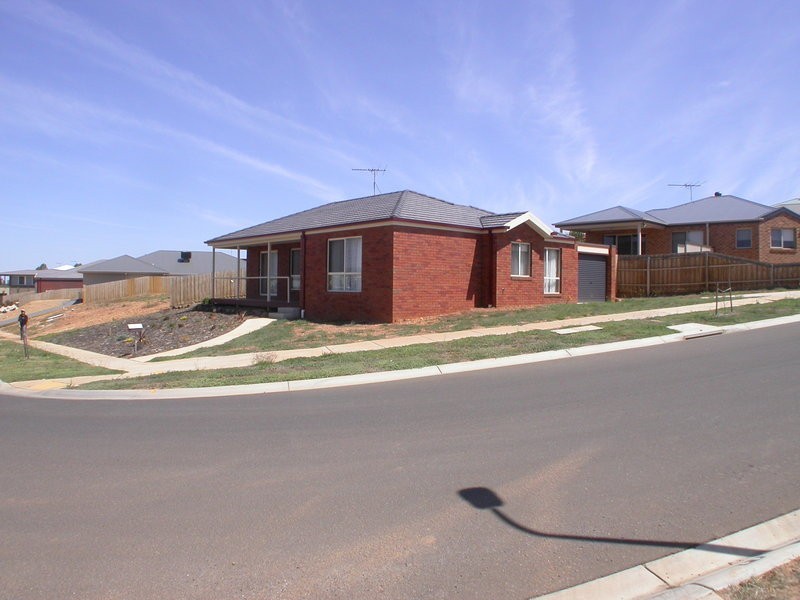 9 Finnin Street, Bacchus Marsh VIC 3340