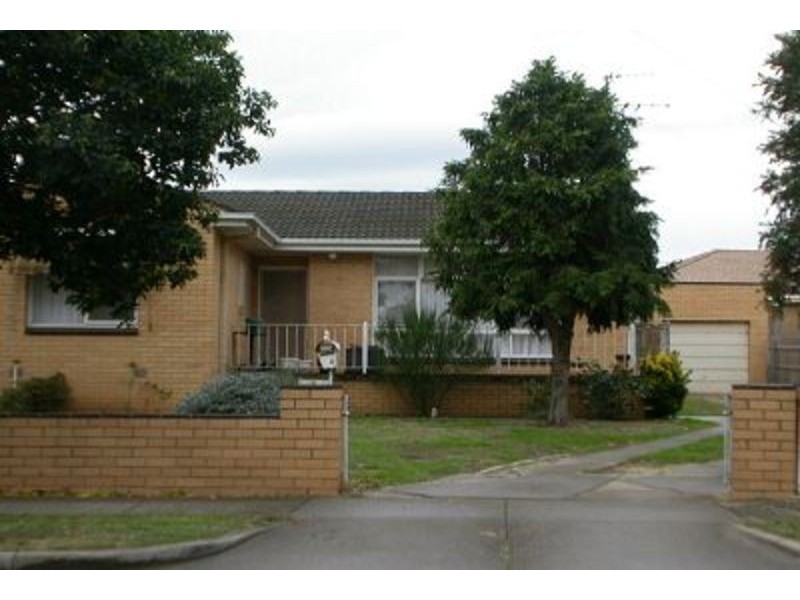 4 Malcolm Street, Bacchus Marsh VIC 3340