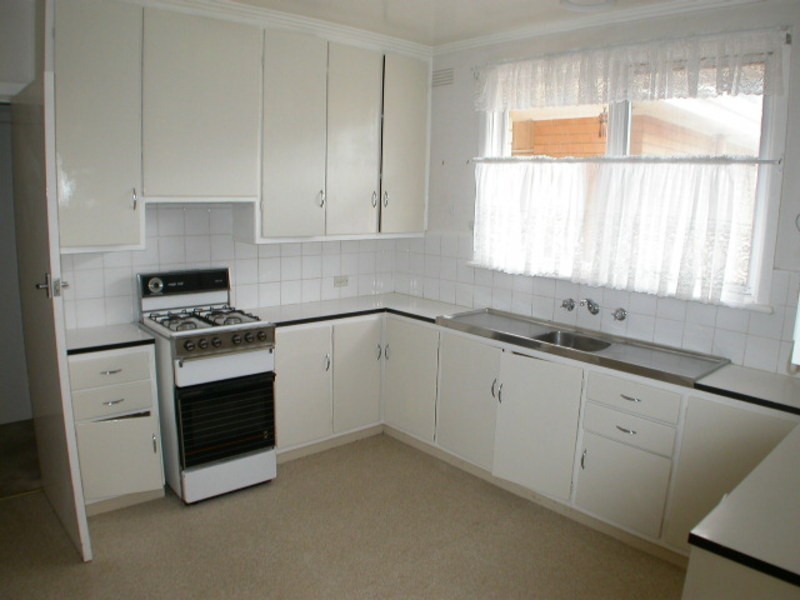 4 Malcolm Street, Bacchus Marsh VIC 3340