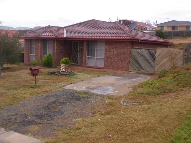 9 Lewis Street, Bacchus Marsh VIC 3340