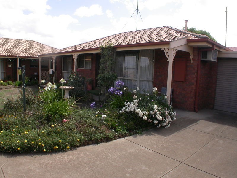 2/243a Main Street, Bacchus Marsh VIC 3340