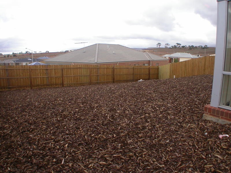 137 Holts Lane, Bacchus Marsh VIC 3340