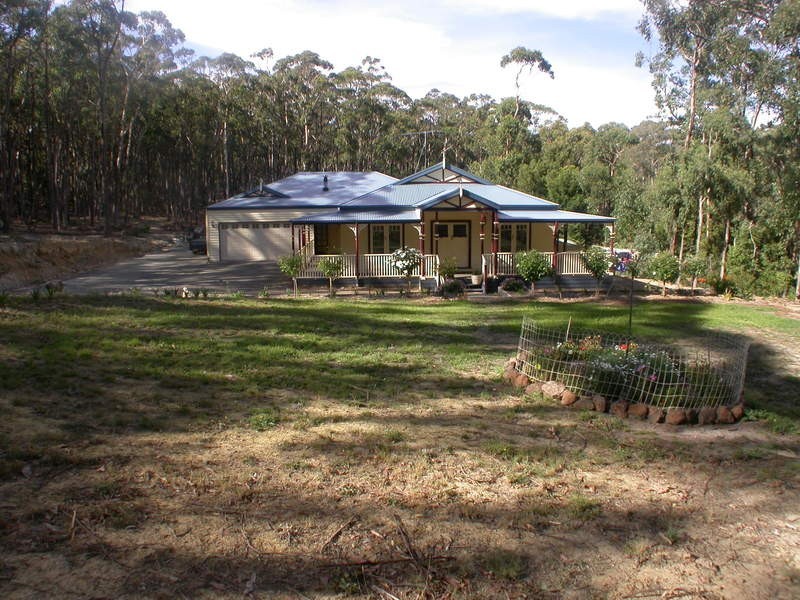 12 Pine Court, Dales Creek VIC 3341