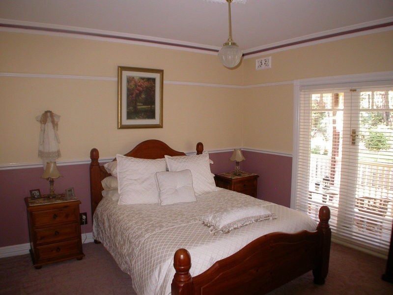 12 Pine Court, Dales Creek VIC 3341