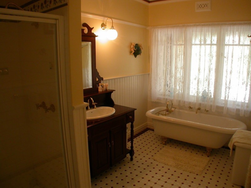 12 Pine Court, Dales Creek VIC 3341