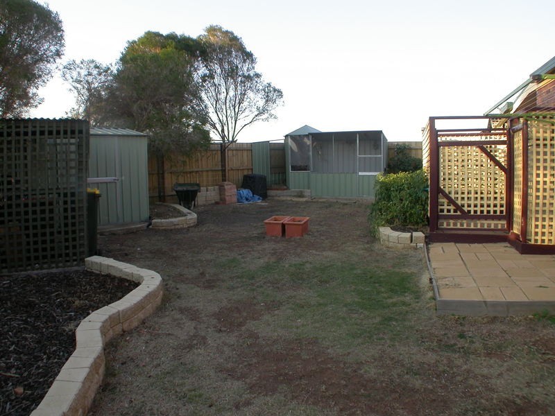 4 Chicquita Court, Bacchus Marsh VIC 3340