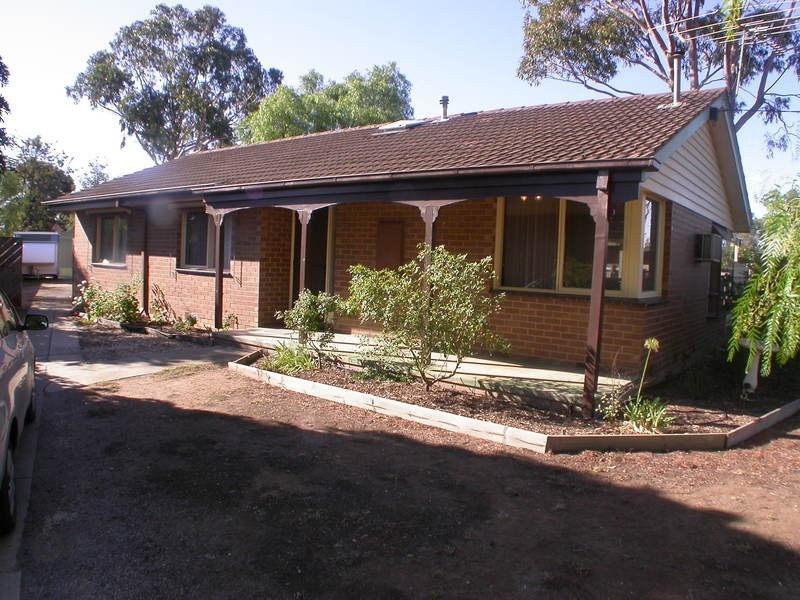 24 Wellington Street, Darley VIC 3340