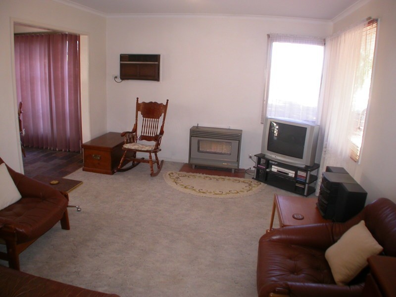 24 Wellington Street, Darley VIC 3340