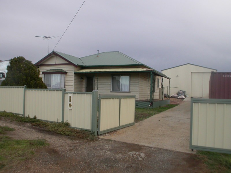 11 Osborne Street, Maddingley VIC 3340