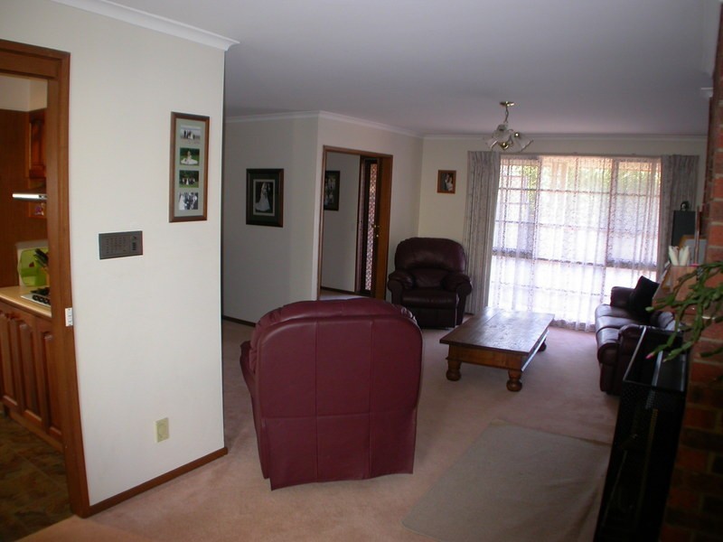 31 Riversdale Crescent, Bacchus Marsh VIC 3340