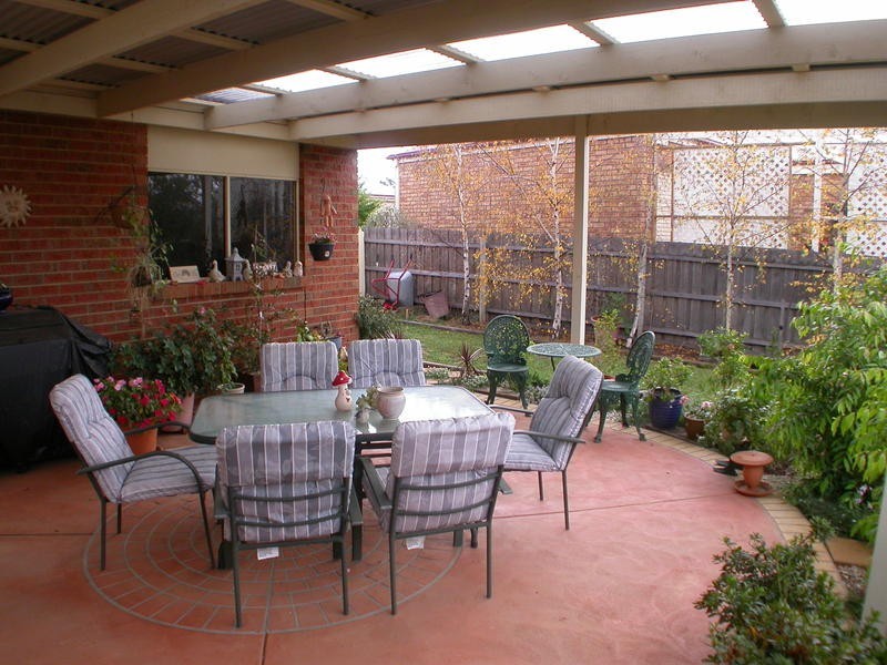 8 Stamford Close, Bacchus Marsh VIC 3340