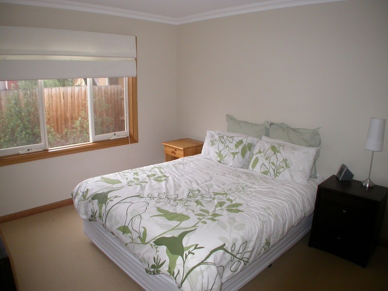 3/4 Taverner Street, Bacchus Marsh VIC 3340