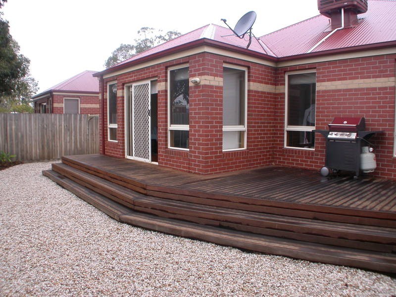 3/4 Taverner Street, Bacchus Marsh VIC 3340