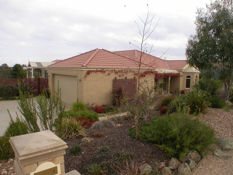 45 Maddison Circuit, Bacchus Marsh VIC 3340