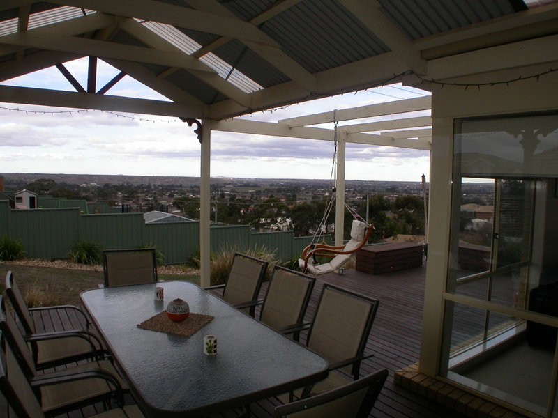 45 Maddison Circuit, Bacchus Marsh VIC 3340