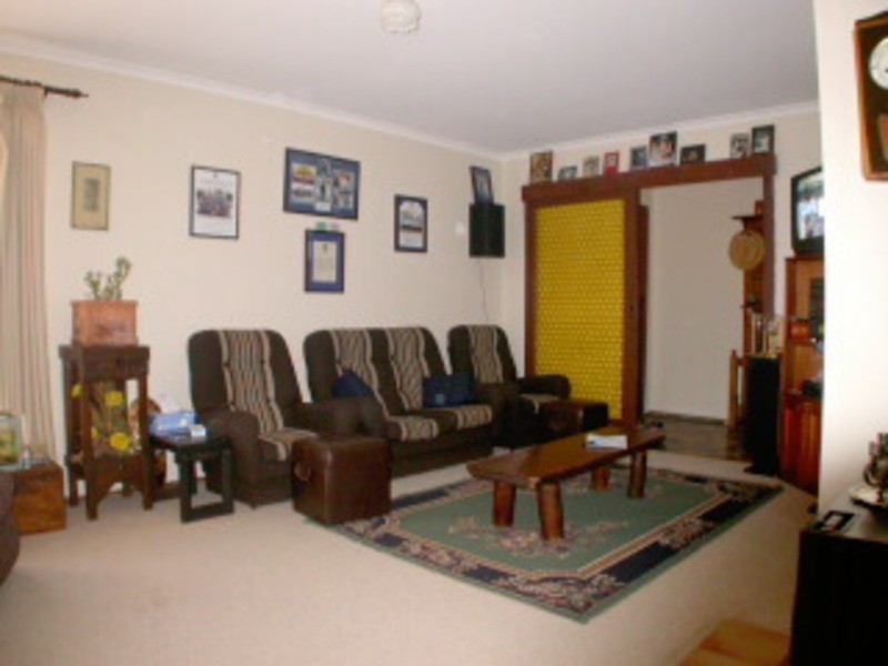 13 Dundas Street, Bacchus Marsh VIC 3340