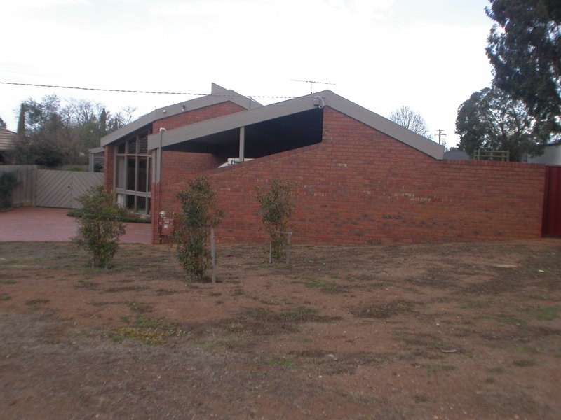 19 Leila Court, Bacchus Marsh VIC 3340