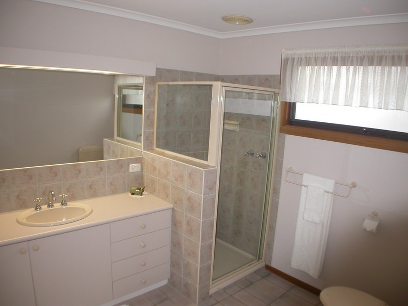 19 Leila Court, Bacchus Marsh VIC 3340