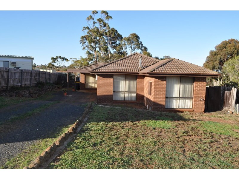 1 Bernborough Court, Bacchus Marsh VIC 3340