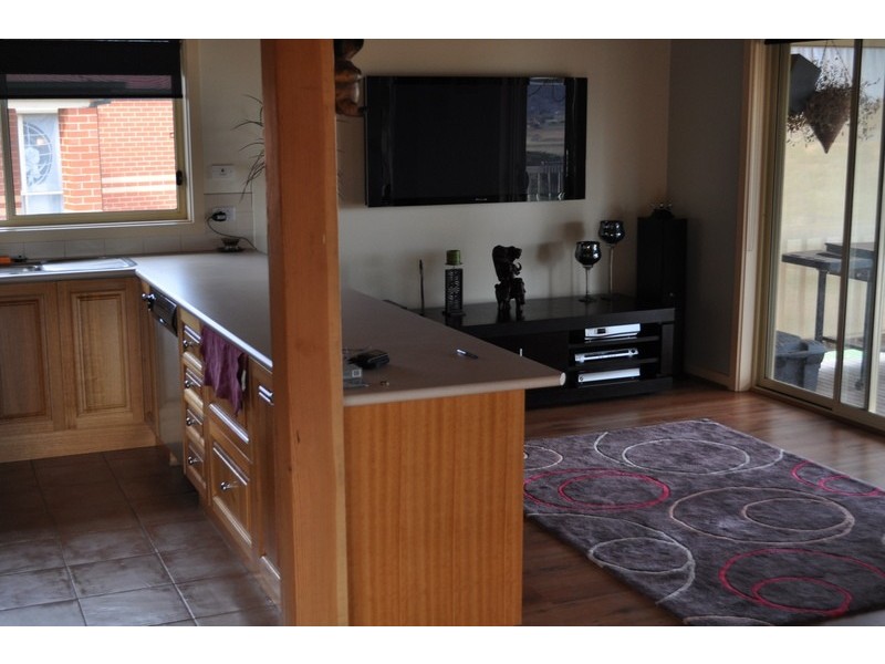 85 Underbank Boulevard, Bacchus Marsh VIC 3340