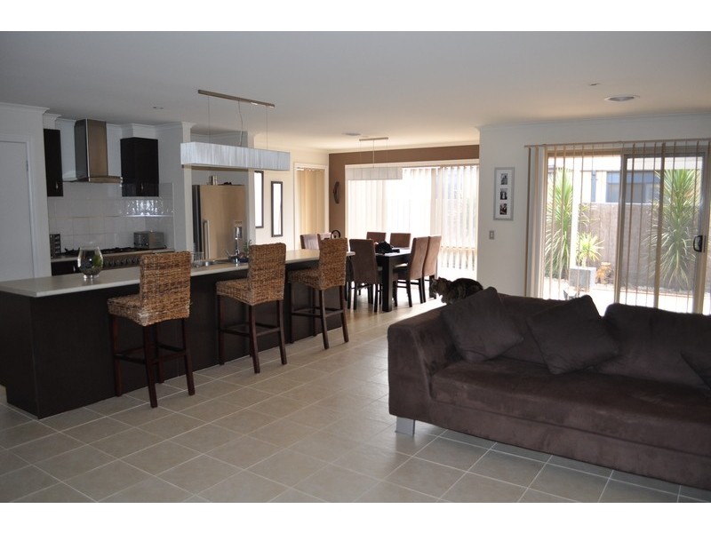 55 Grantleigh Drive, Bacchus Marsh VIC 3340