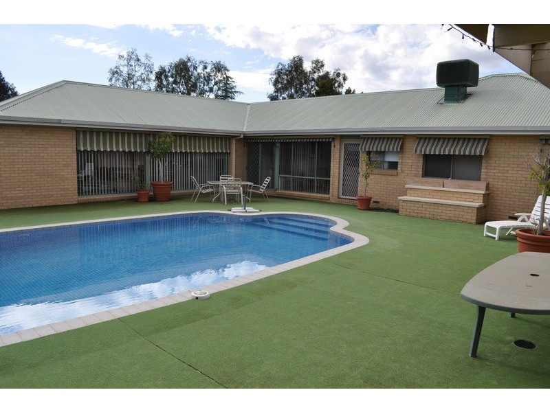 9 Hogan Court, Bacchus Marsh VIC 3340