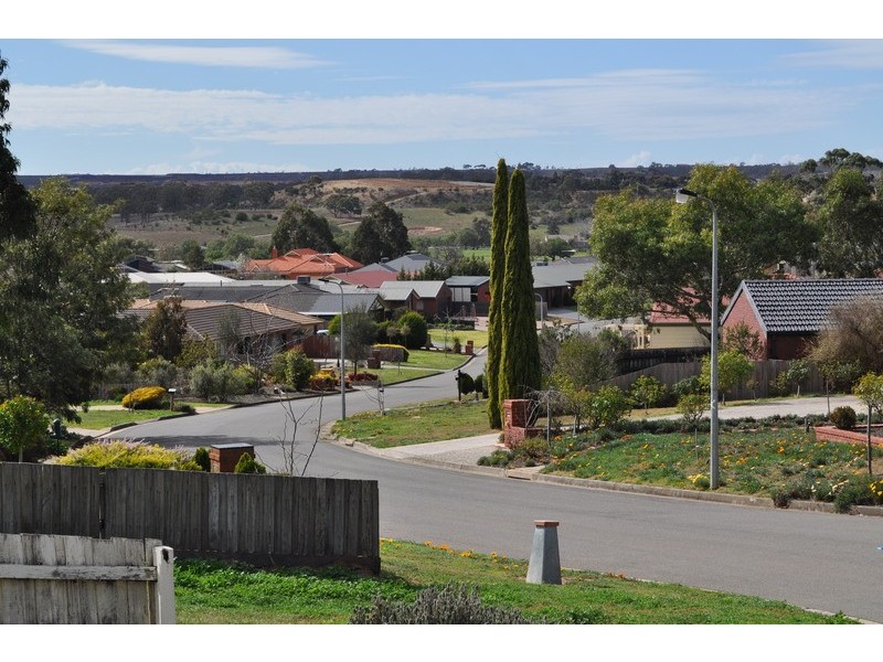 9 Hogan Court, Bacchus Marsh VIC 3340