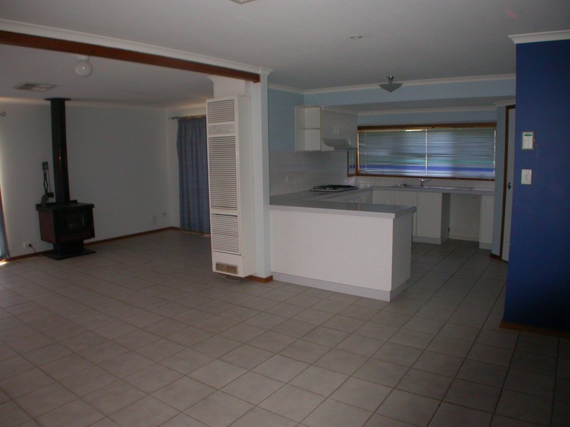 4 James Court, Bacchus Marsh VIC 3340