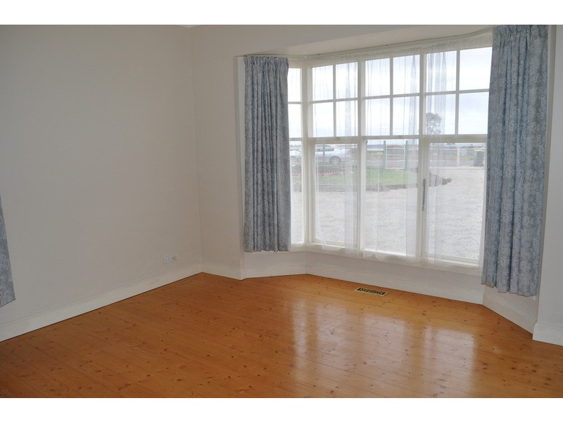 3 Burbidge Close, Bacchus Marsh VIC 3340