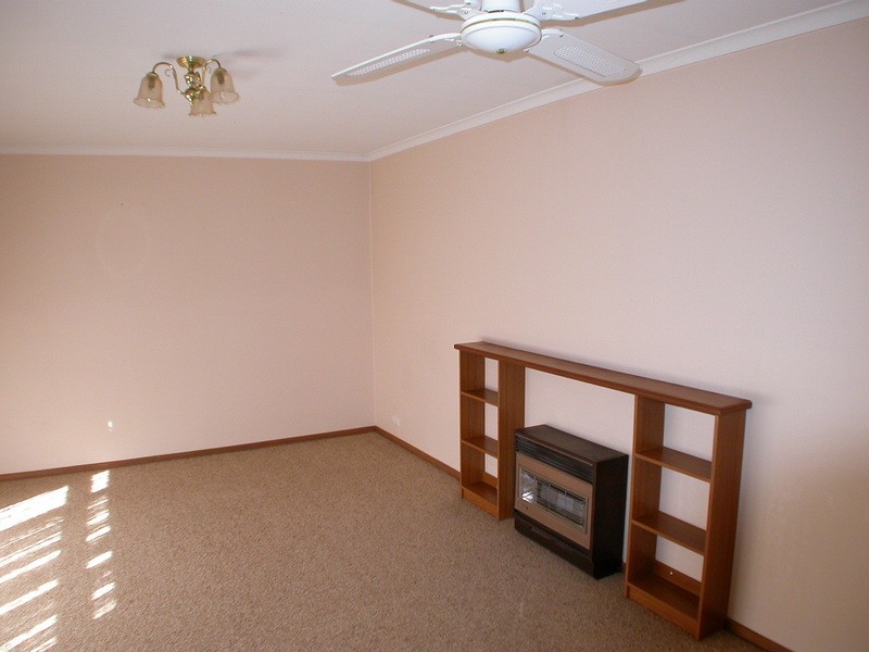 2/7 Shields Court, Bacchus Marsh VIC 3340