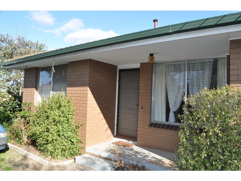 4/12 George Street, Bacchus Marsh VIC 3340