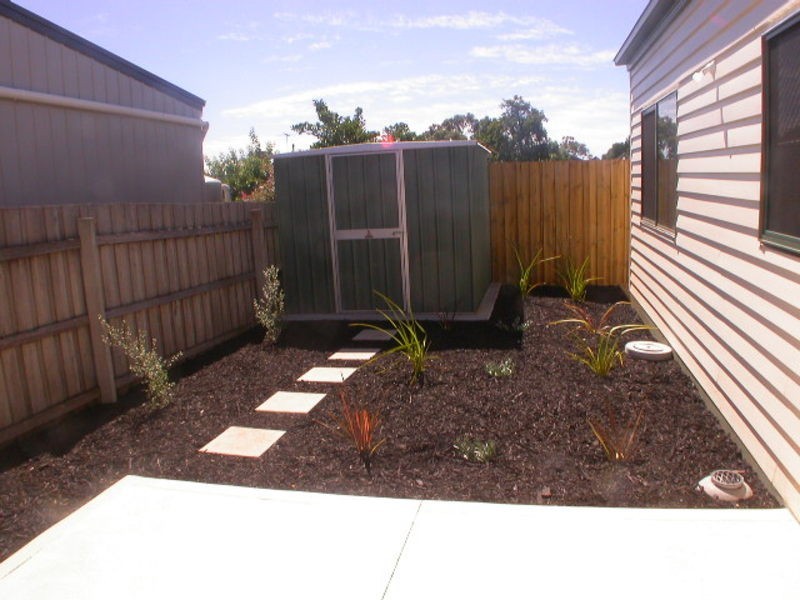 2/74 Dickson Street, Bacchus Marsh VIC 3340