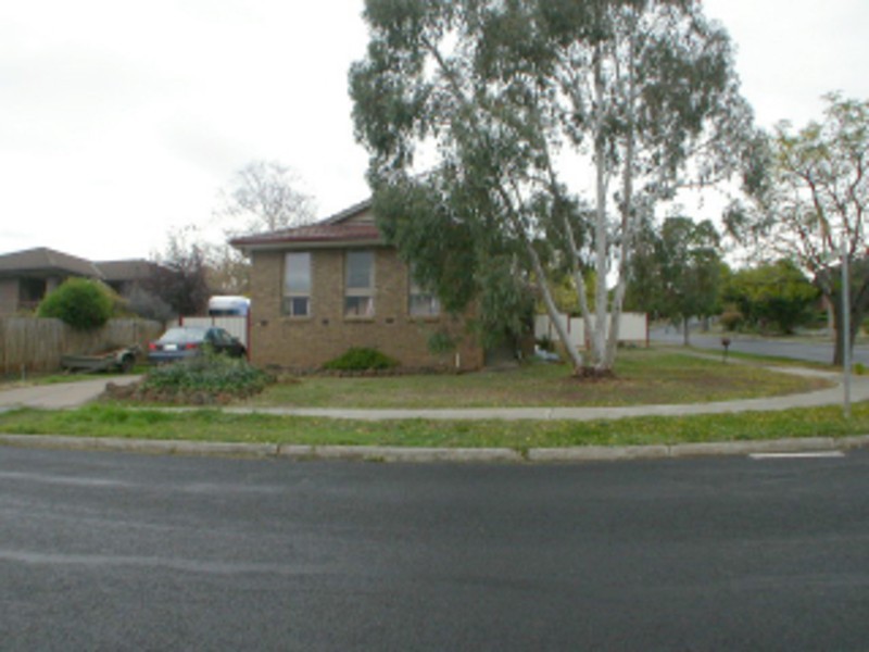 11 Madden Drive, Bacchus Marsh VIC 3340