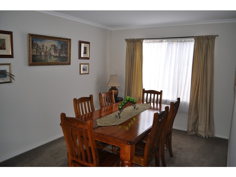 133 Holts Lane, Bacchus Marsh VIC 3340