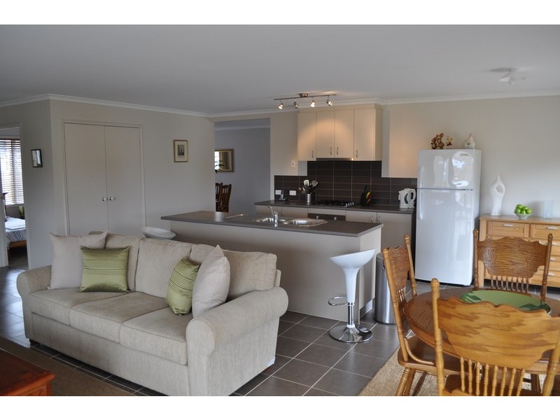 133 Holts Lane, Bacchus Marsh VIC 3340