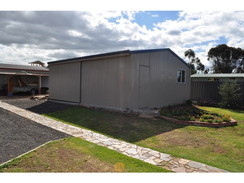 21 Moore Street, Bacchus Marsh VIC 3340