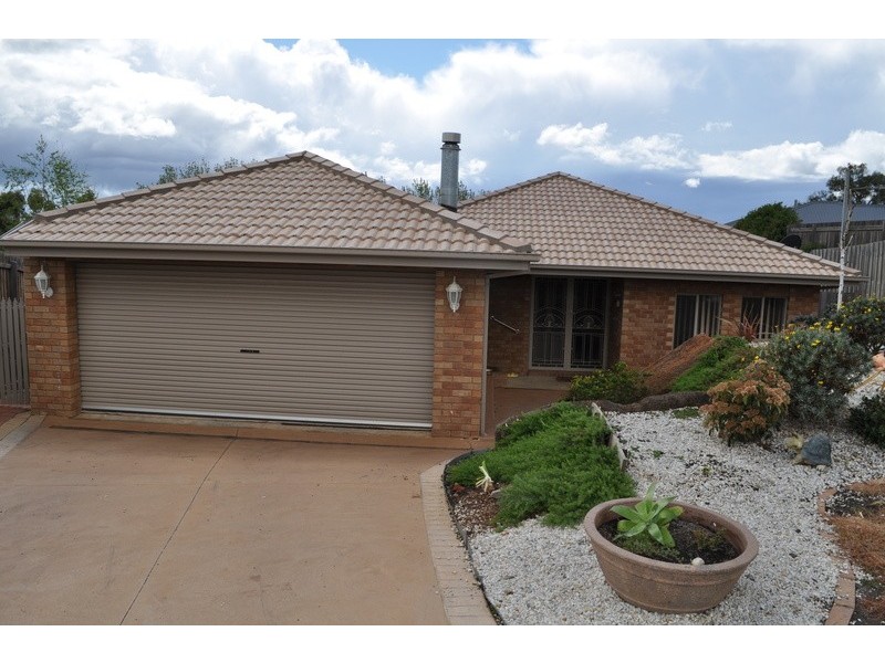 11 Higgins Court, Bacchus Marsh VIC 3340