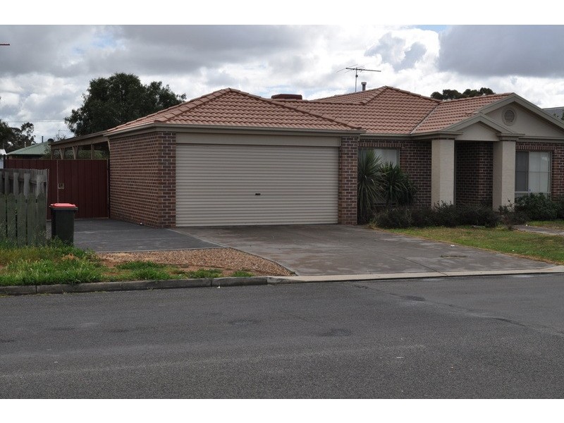 22 Holts Lane, Bacchus Marsh VIC 3340