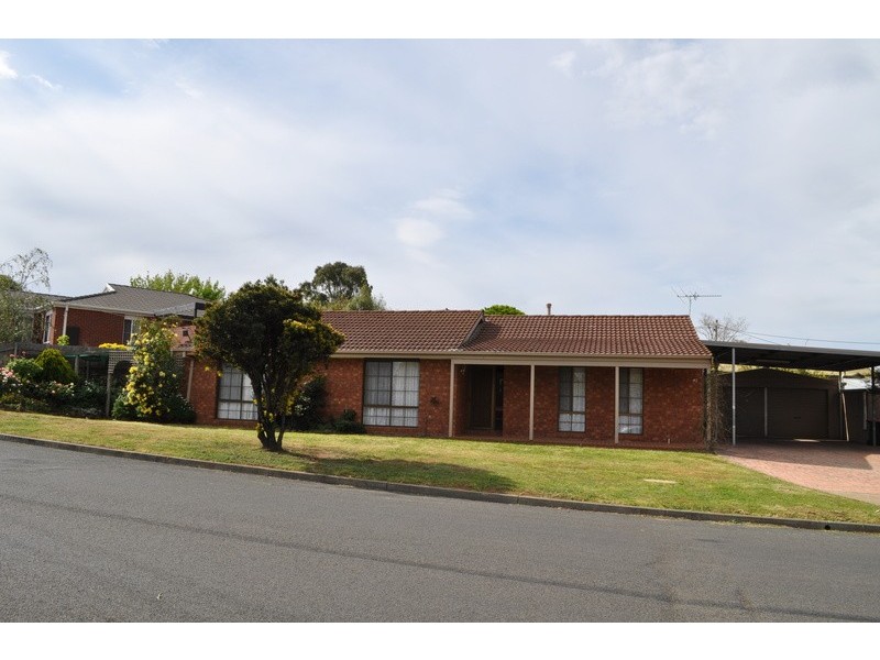 42 Holts Lane, Bacchus Marsh VIC 3340